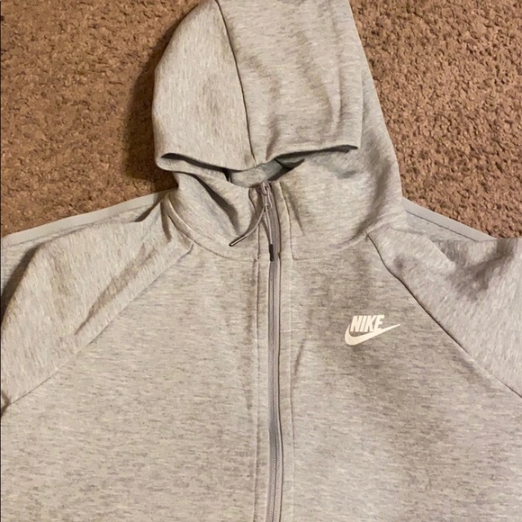 Nike Women’s Front Zip Hoodie - Picture 7 of 7